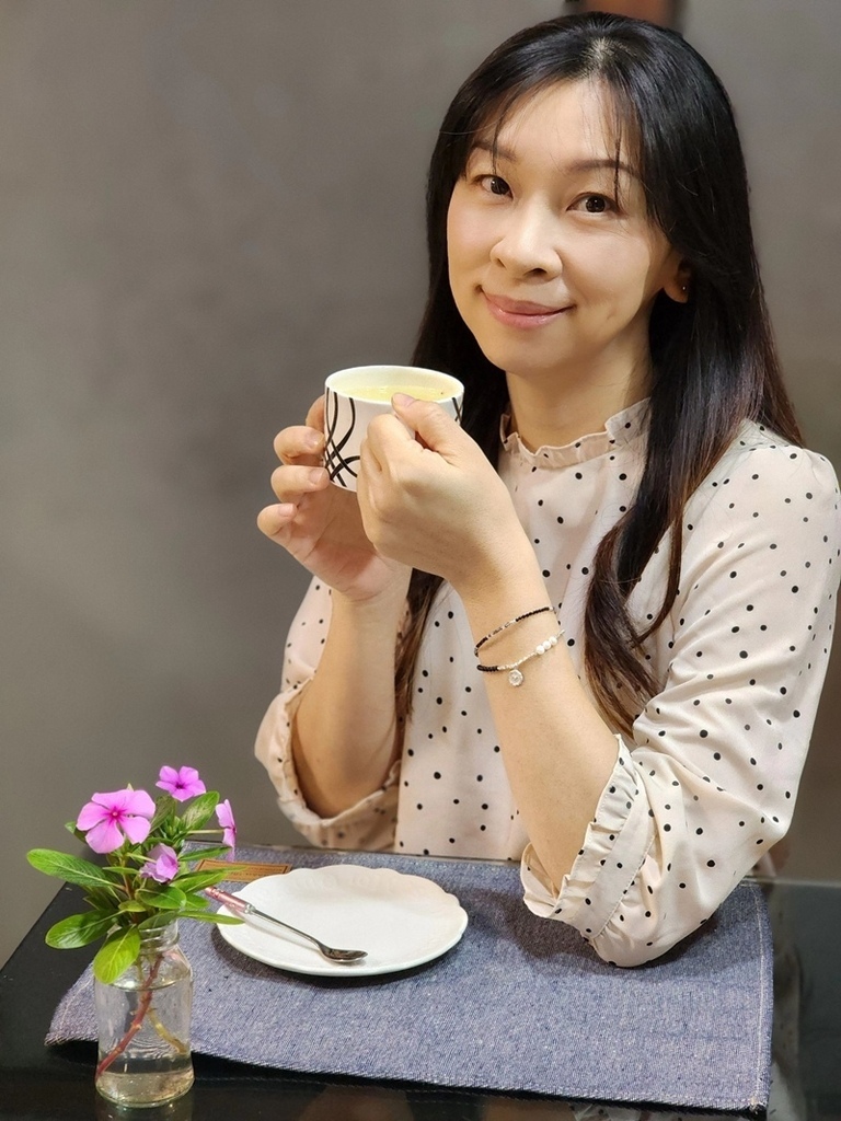 記錄皮秒雷射+水光療程–高雄淨妍醫美，由內而外的保養，提升肌膚水潤感！