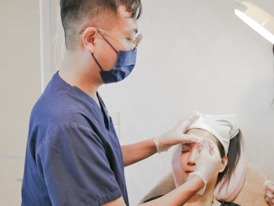 肉毒抬頭紋、咀嚼肌！快速方便的午間美容