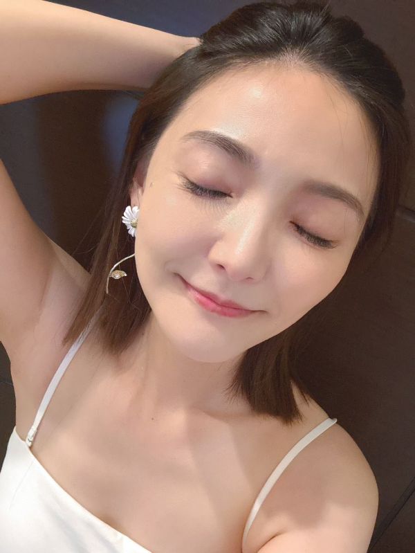 忠孝淨妍醫美診所｜NeoFilera 妮芙蕾讓我恢復光澤及澎潤，氣色都變好了