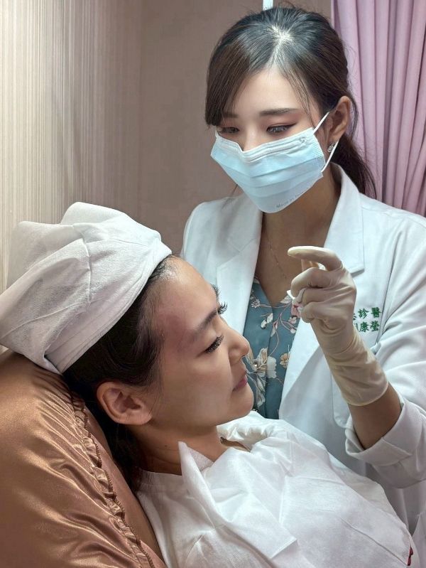 忠孝淨妍醫美診所｜NeoFilera 妮芙蕾讓我恢復光澤及澎潤，氣色都變好了