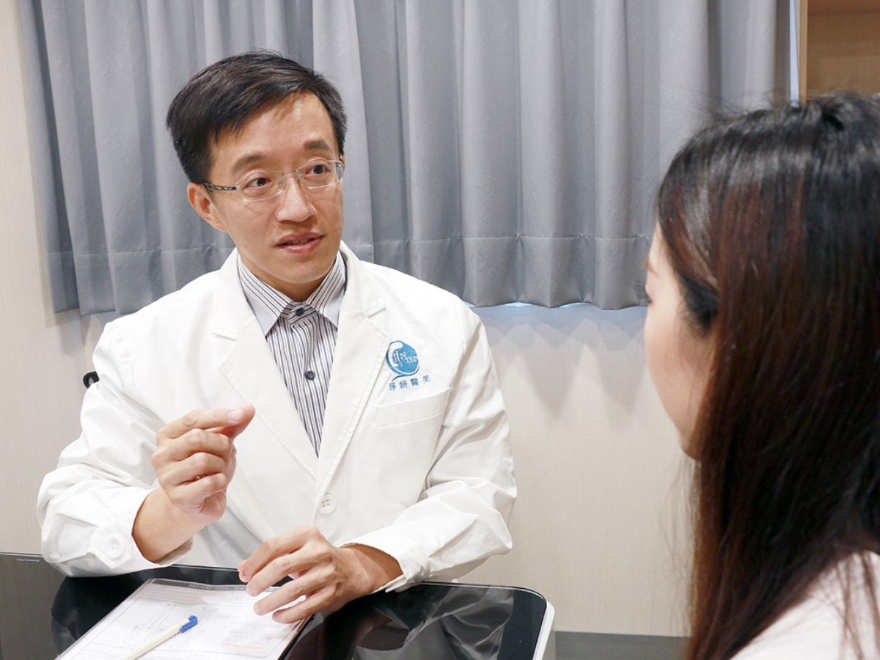 淨妍醫美診所殷紹閔醫師提到，想要擁有象徵福氣與好運的飽滿臉龐，膠原蛋白補充是關鍵