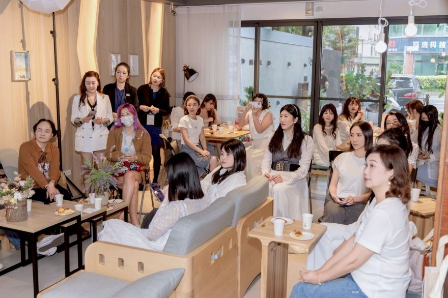 《淨妍醫美4月VIP活動》 璀璨婚紗 一場淨妍與您的婚禮