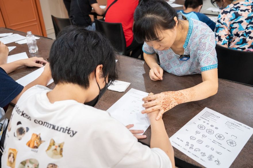 淨妍醫美集團「青春不留痕」公益計畫